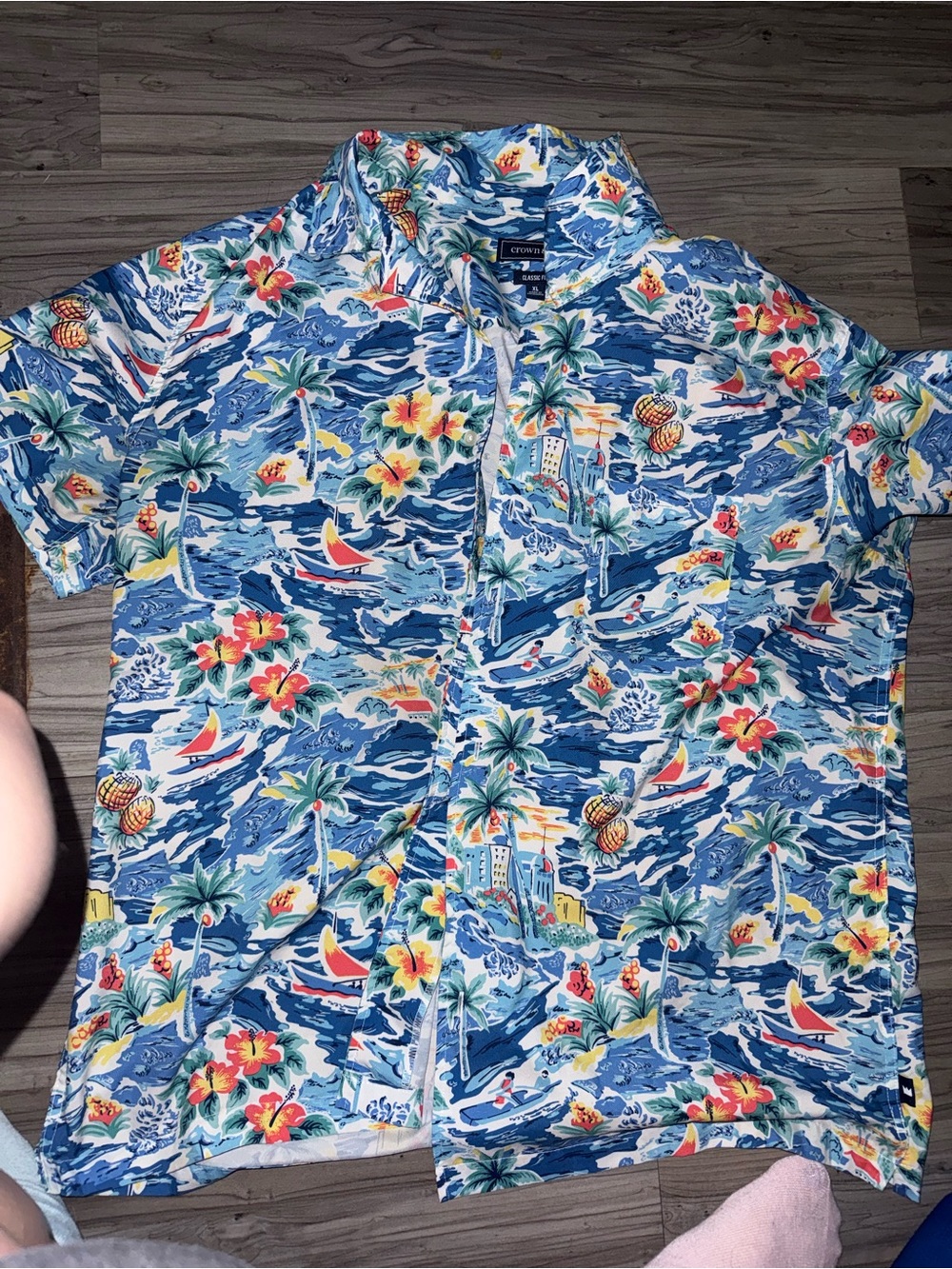 crown & ivy Blue Tropical Hawaiian Print Short Sleeve Shirt